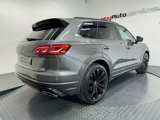 Volkswagen Touareg 2023 3.0 Tdi V6 Black Edition Suv Tiptr Black #5