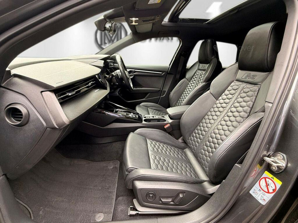 Audi RS3 Rs 3 Saloon Rs 3 Tfsi Carbon Black S Tronic Black #14
