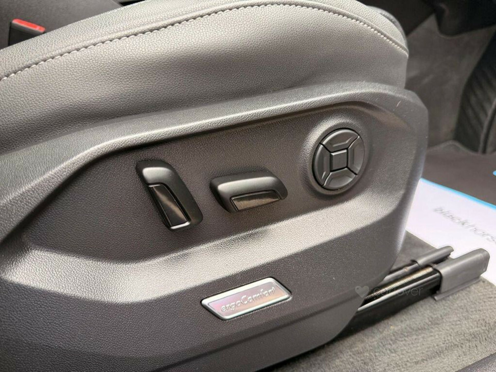 Volkswagen Touareg 3.0 V6 Tdi 4Motion Sel Tech Tip White #28