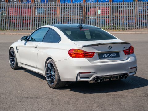 BMW M4 3.0 M4 White #2
