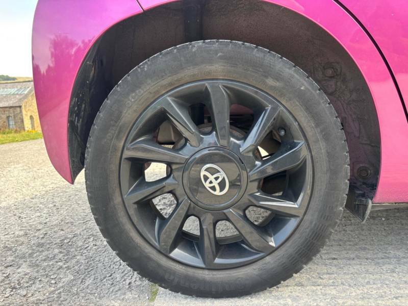 Toyota Aygo Red #15