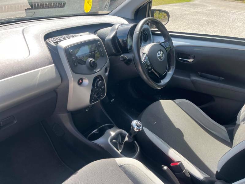 Toyota Aygo 1.0 Vvt-i X-play Silver #6