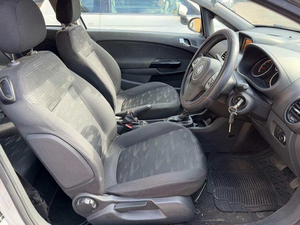 Vauxhall Corsa 1.2I Ecoflex 16V Excite Easytronic Euro 5 Silver #15