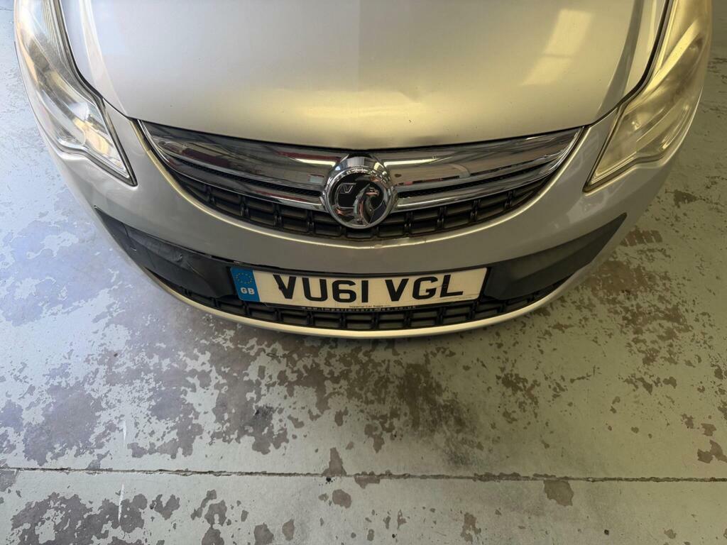 Vauxhall Corsa 1.2I Ecoflex 16V Excite Easytronic Euro 5 Silver #36
