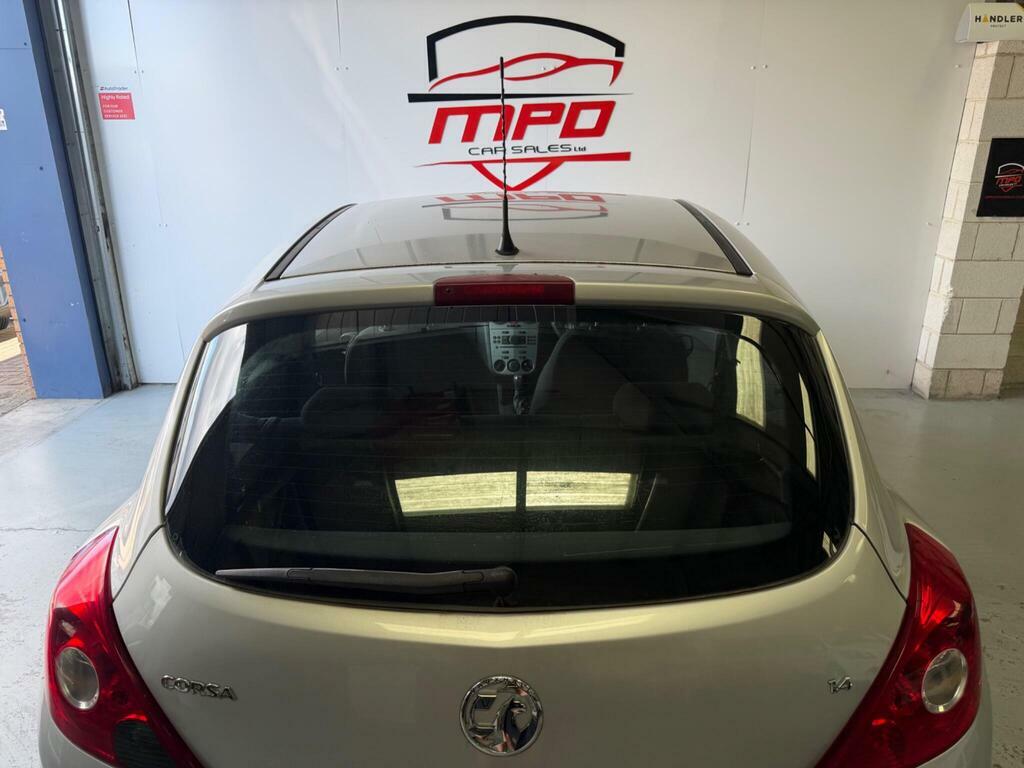 Vauxhall Corsa 1.2I Ecoflex 16V Excite Easytronic Euro 5 Silver #30