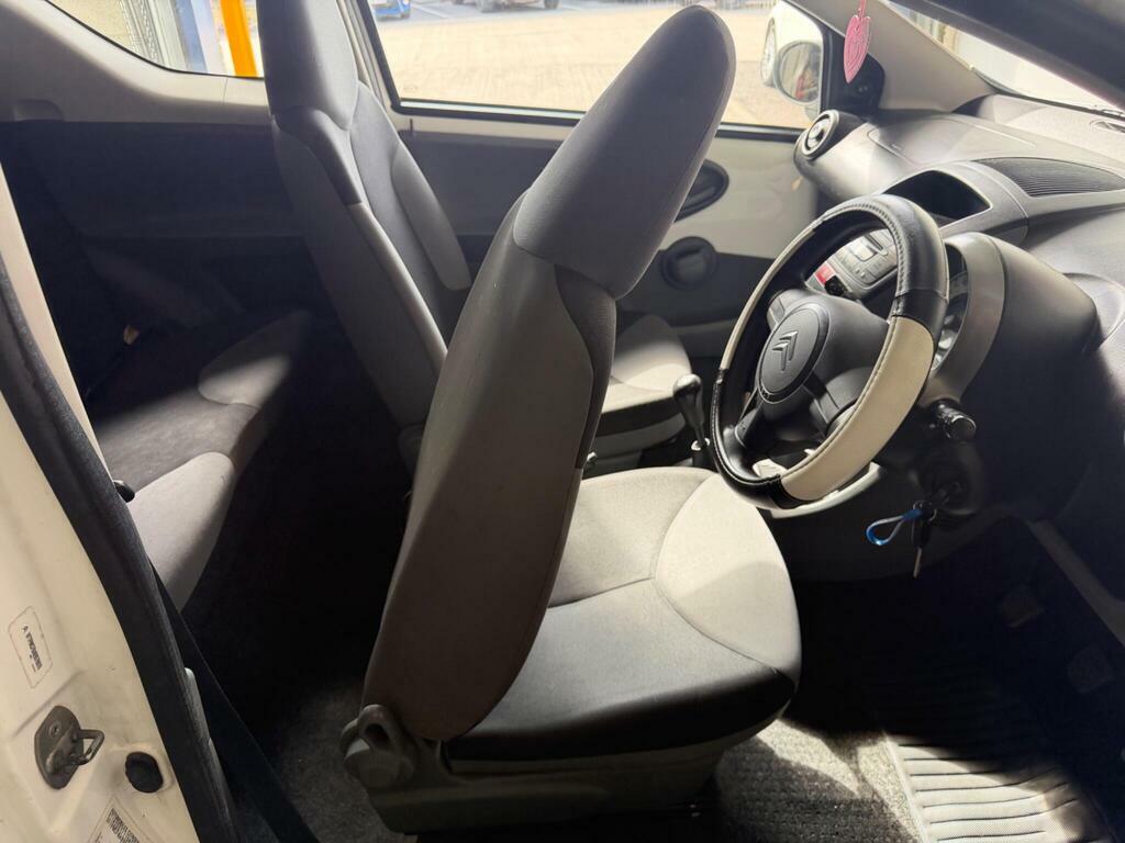Citroen C1 Vtr 5-Door 20 Road Tax, Economical White #8