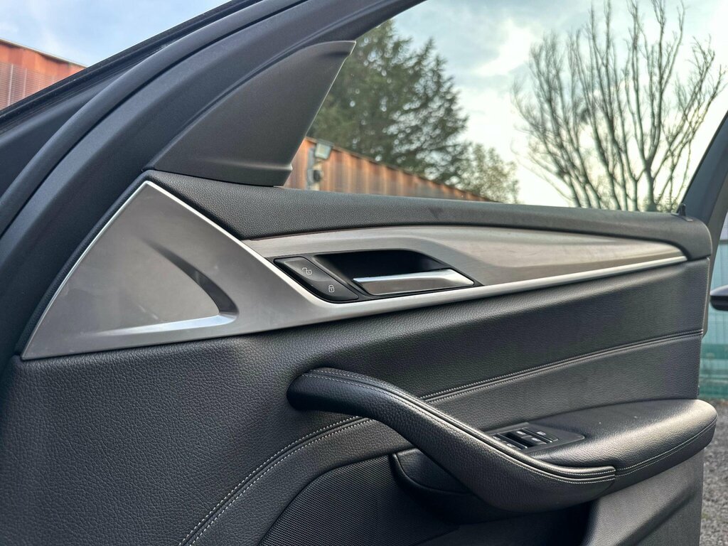 BMW 5 Series 530I M Sport Black #36