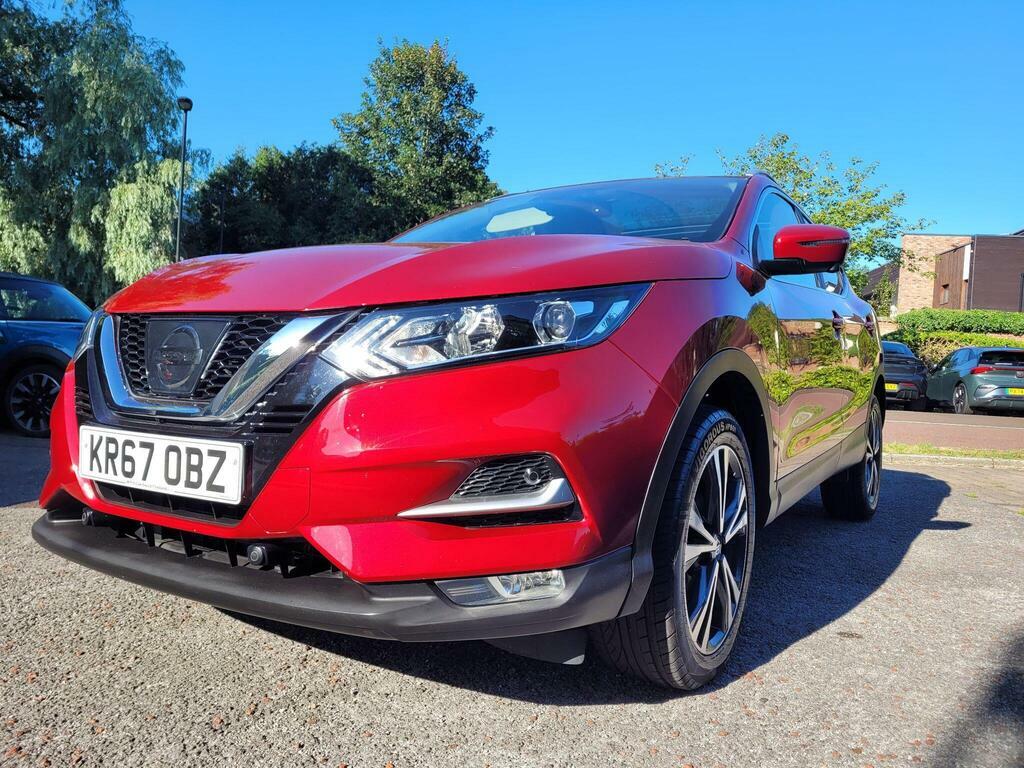 Nissan Qashqai 1.6 Dci N-connecta Euro 6 S S KR67OBZ Red