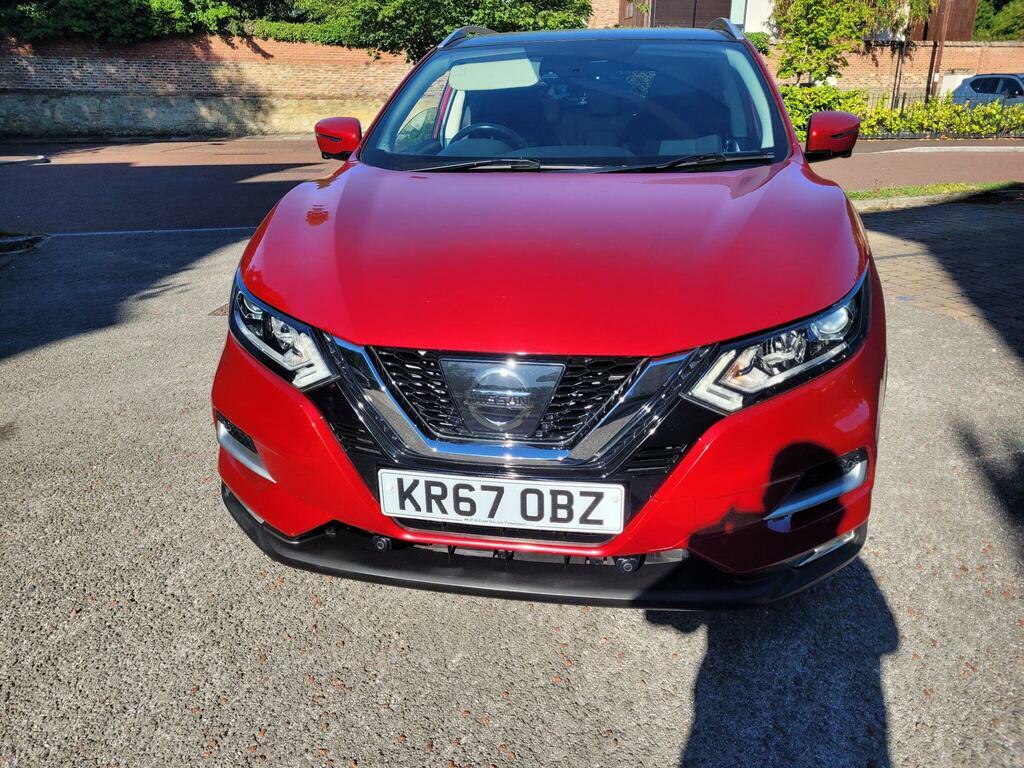 Nissan Qashqai 1.6 Dci N-connecta Euro 6 S S KR67OBZ Red #2