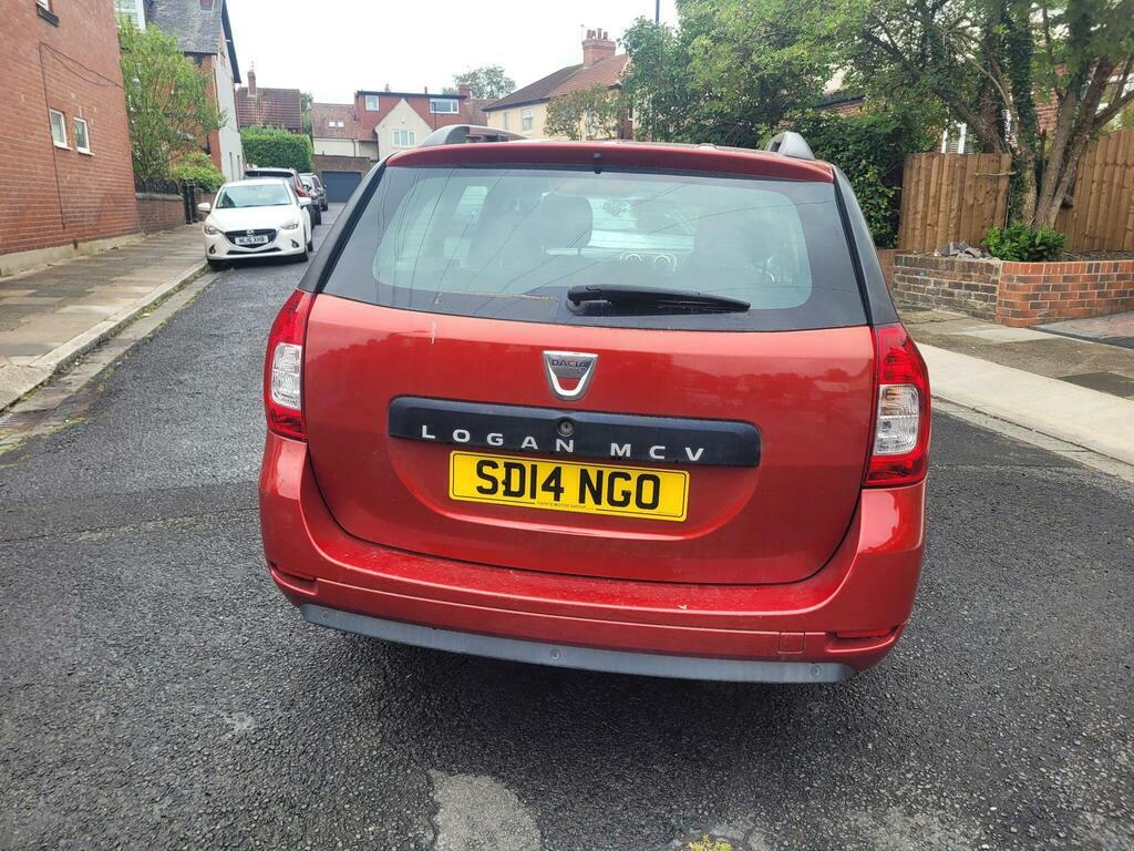 Dacia Logan Estate 1.5 Dci Laureate Euro 5 201414 Red #28