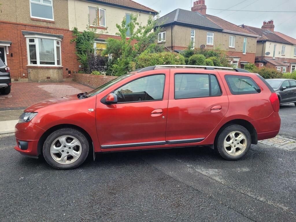 Dacia Logan Estate 1.5 Dci Laureate Euro 5 201414 Red #23