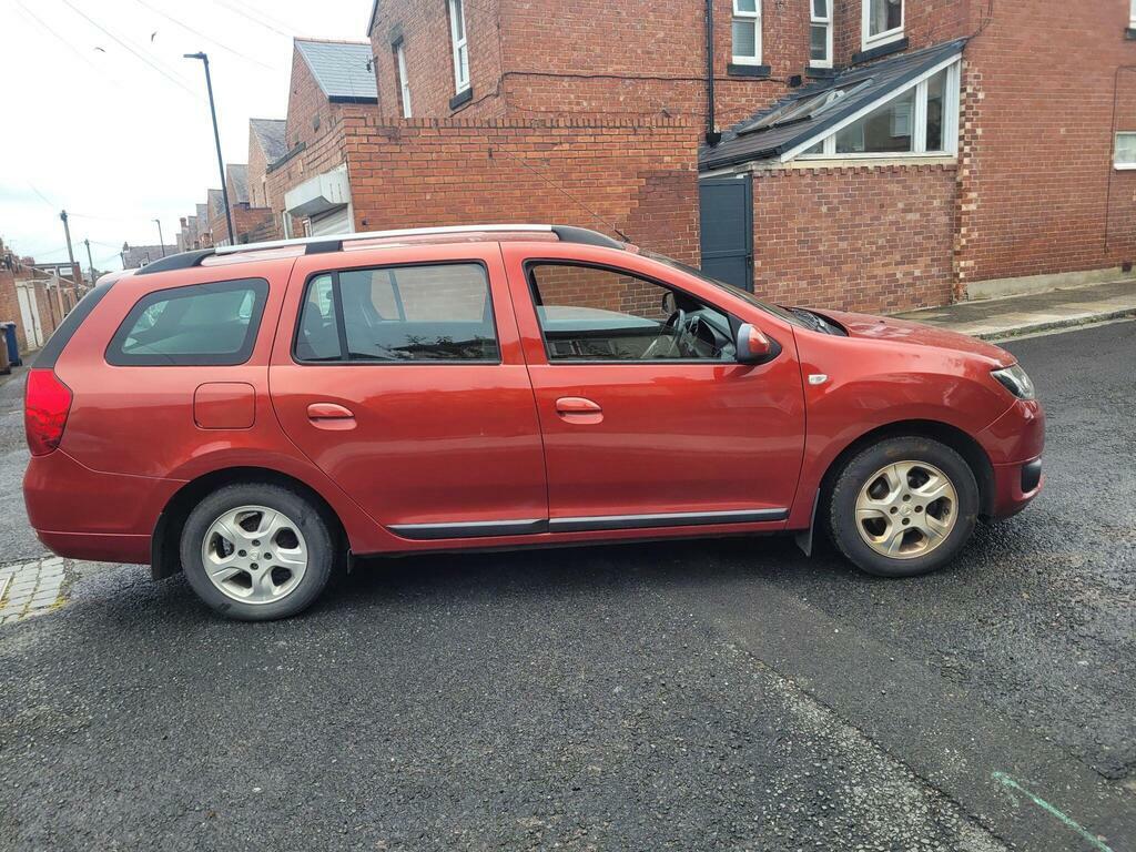 Dacia Logan Estate 1.5 Dci Laureate Euro 5 201414 Red #32