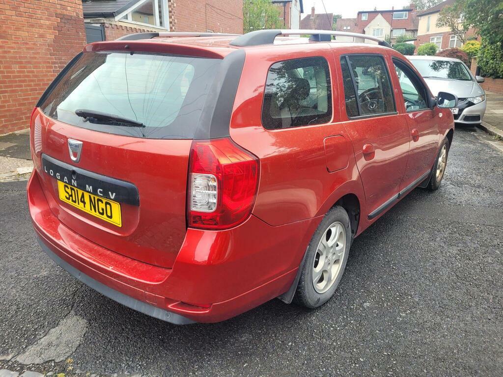 Dacia Logan Estate 1.5 Dci Laureate Euro 5 201414 Red #34