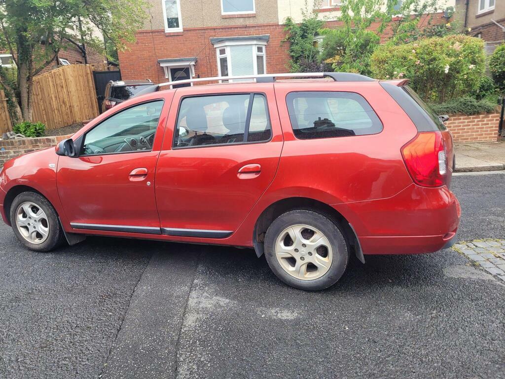 Dacia Logan Estate 1.5 Dci Laureate Euro 5 201414 Red #21