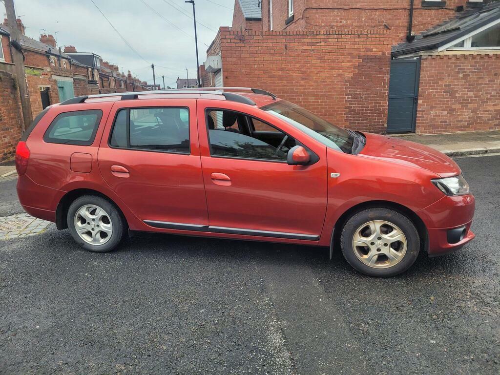 Dacia Logan Estate 1.5 Dci Laureate Euro 5 201414 Red #30