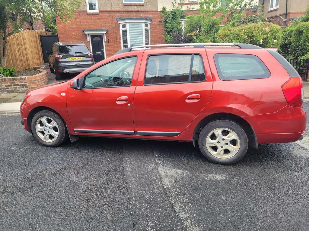 Dacia Logan Estate 1.5 Dci Laureate Euro 5 201414 Red #20