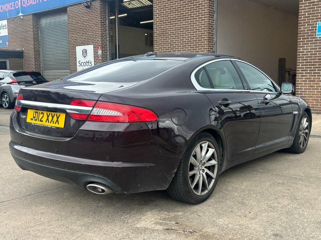 Jaguar XF 3.0D V6 Premium Luxury Euro 5 Red #7