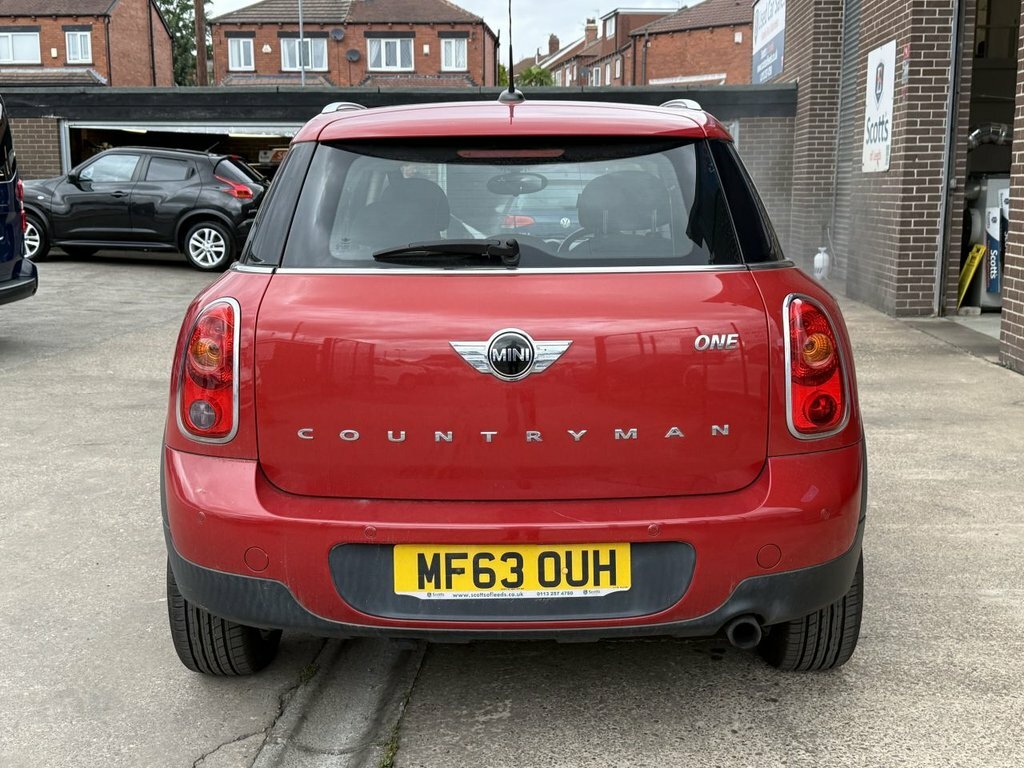 Mini Countryman 1.6L One Red #6