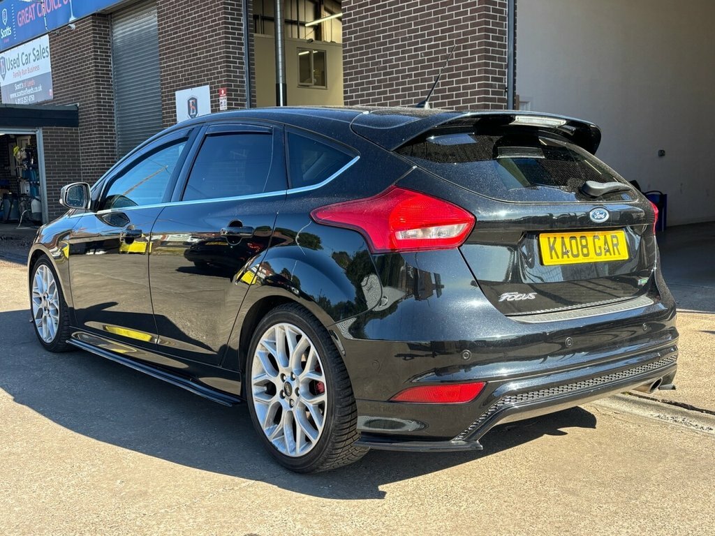 Ford Focus 1.5L Zetec S Black #5