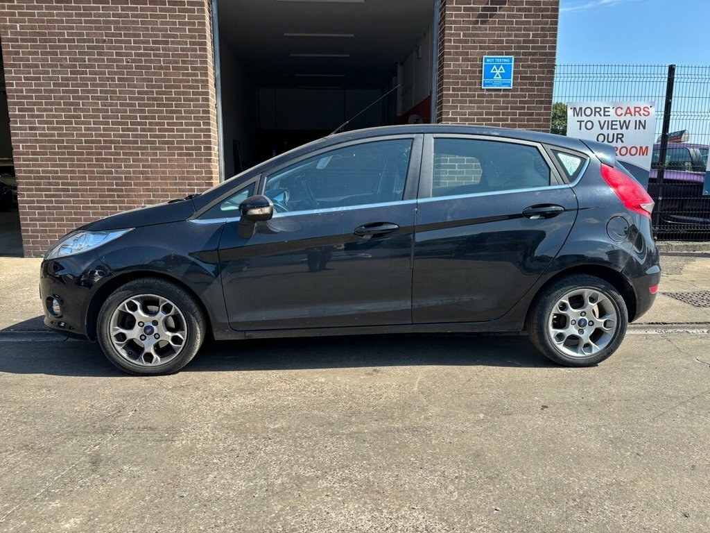 Ford Fiesta 1.4L Zetec Black #4
