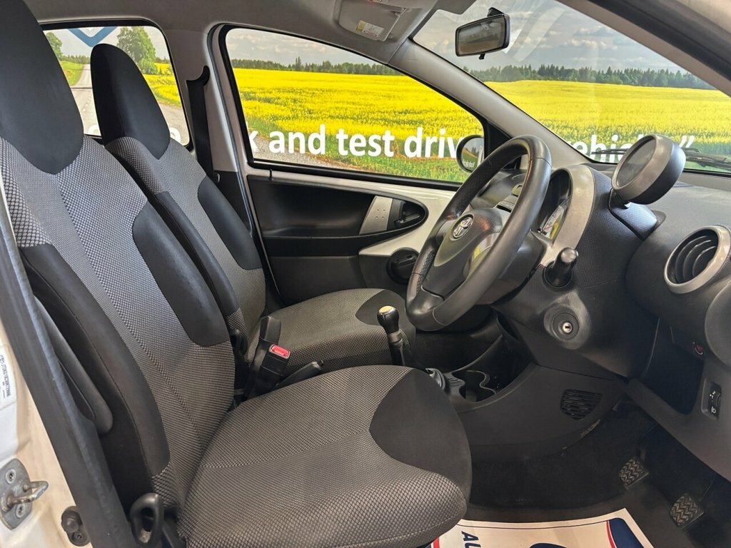Toyota Aygo 1.0 Vvt-i Move Hatchback Euro 5 Blue #14