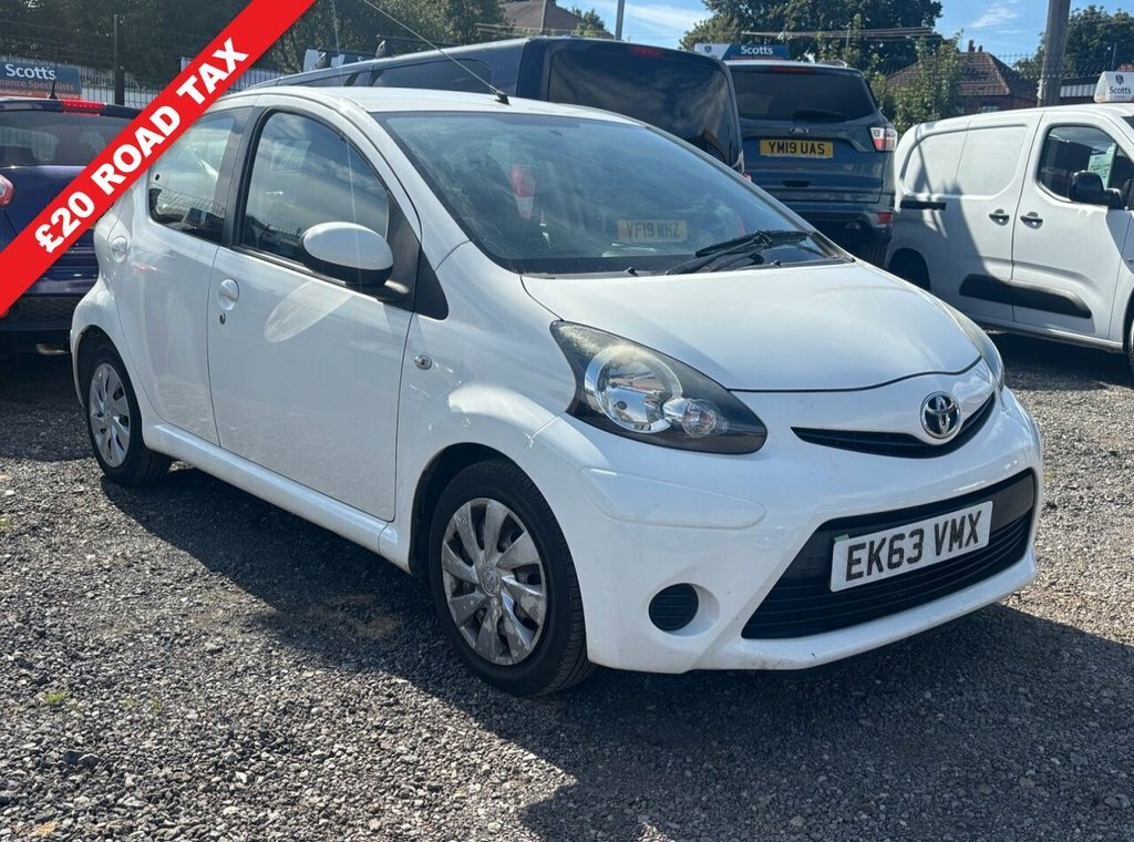 Toyota Aygo 1L Move White