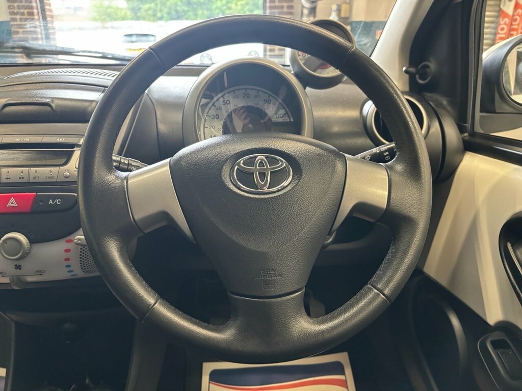 Toyota Aygo 1.0 Vvt-i Move Hatchback Euro 5 Blue #16