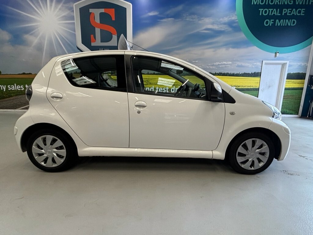 Toyota Aygo 1.0 Vvt-i Move Hatchback Euro 5 Blue #4