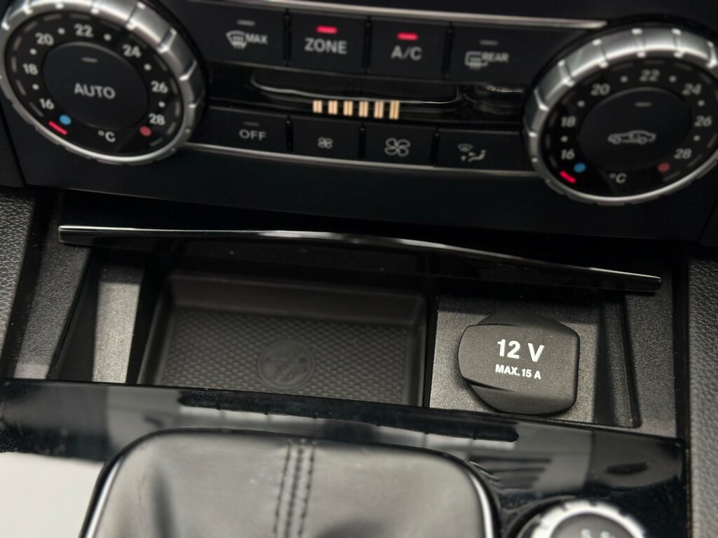 Mercedes-Benz C Class Sport Premium Bluetec Silver #36