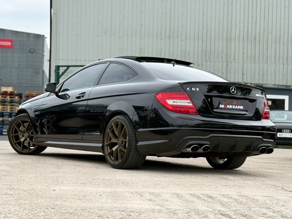 Mercedes-Benz C Class 6.3 C63 V8 Amg Edition 125 Coupe Spds M Black #2