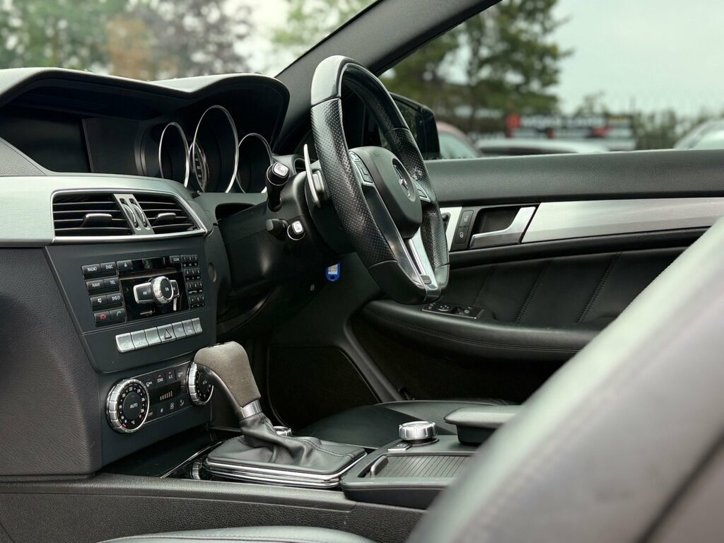 Mercedes-Benz C Class 6.3 C63 V8 Amg Edition 125 Coupe Spds M Black #3
