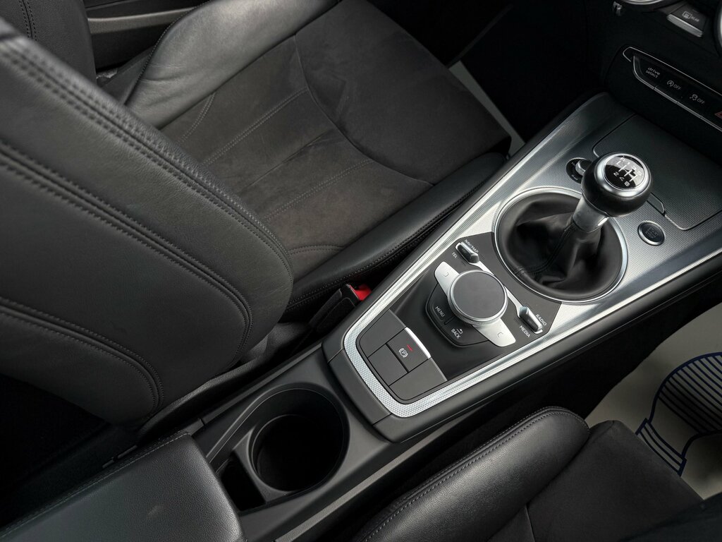 Audi TT Coup- Black Edition 2.0 Tdi Quattro 184 Ps S Troni Grey #51