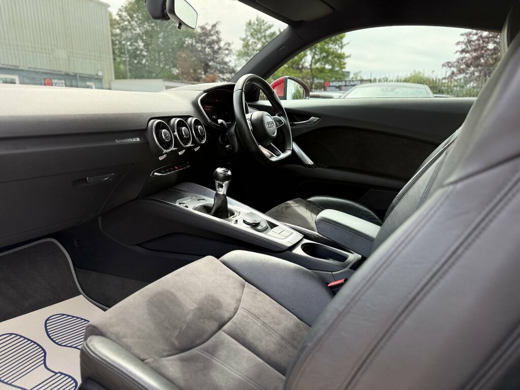 Audi TT Coup- Black Edition 2.0 Tdi Quattro 184 Ps S Troni Grey #25
