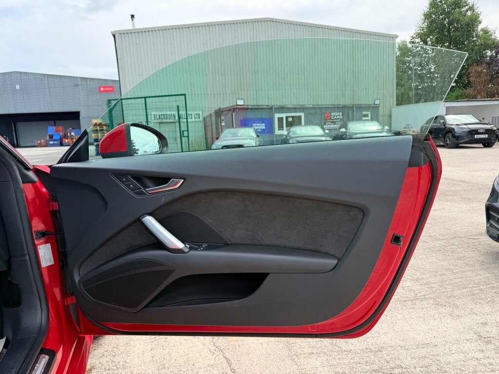 Audi TT Coup- Black Edition 2.0 Tdi Quattro 184 Ps S Troni Grey #53