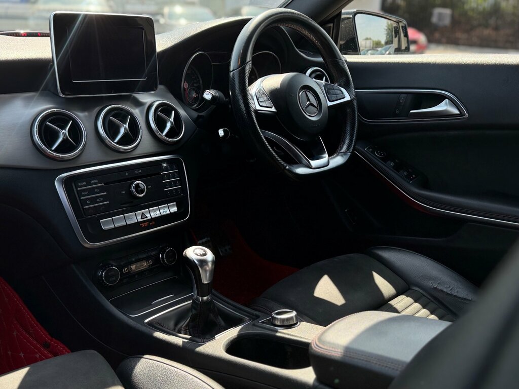 Mercedes-Benz CLA Class 2.1 Cla200d Amg Line Coupe Euro White #3
