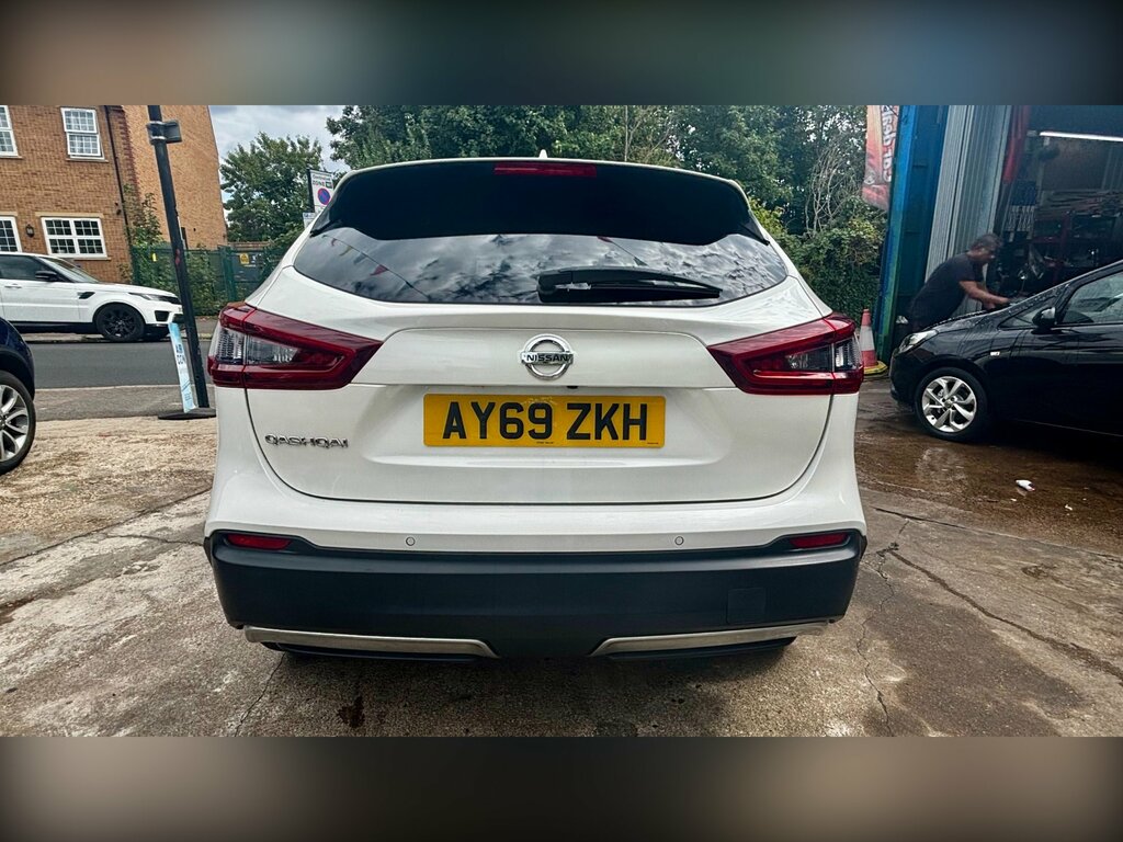 Nissan Qashqai 1.3 Dig-t Tekna Suv Dct Euro 6 S White #6