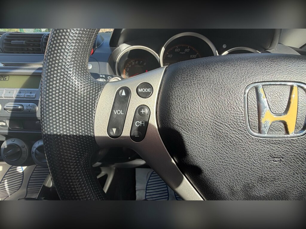 Honda Jazz 1.3 Dsi Sport 82 Bhp Black #13