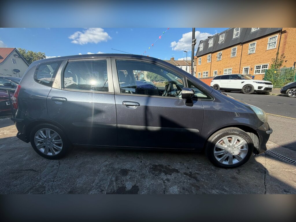 Honda Jazz 1.3 Dsi Sport 82 Bhp Black #4