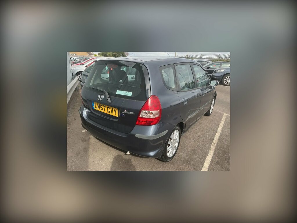 Honda Jazz 1.4 I-dsi Se Hatchback Cvt-7 139 Gkm, Grey #2