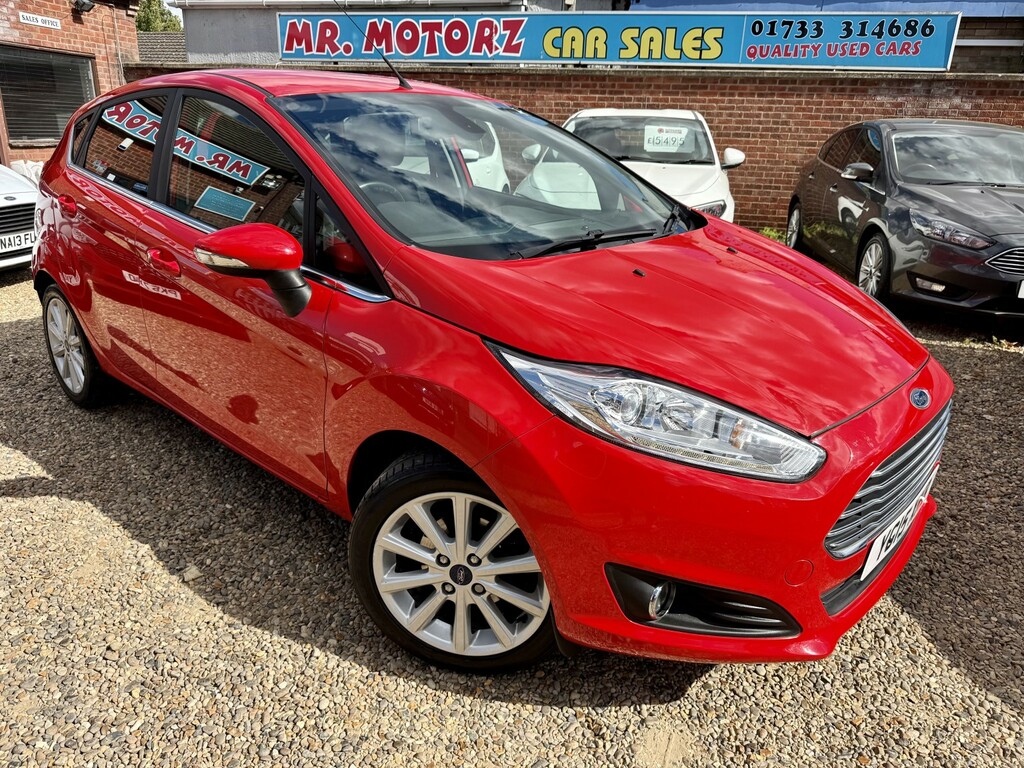 Ford Fiesta 1.0 T Ecoboost Titanium 2015 Red