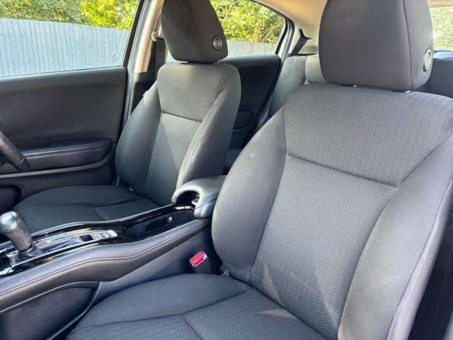 Honda Hr-V 1.5 I-vtec Se Cvt - Suv 5 Seats Black #38