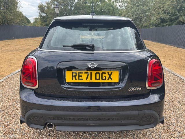 Mini Hatch Cooper Exclusive Steptronic Euro RE71OGX Black #4