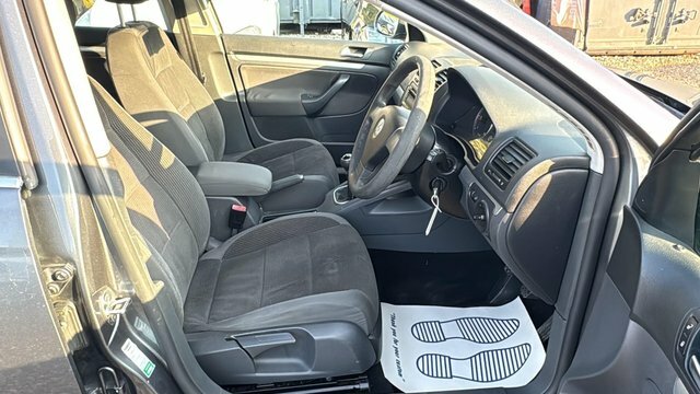 Volkswagen Golf 1.6 Tdi Se Euro 5 Red #14