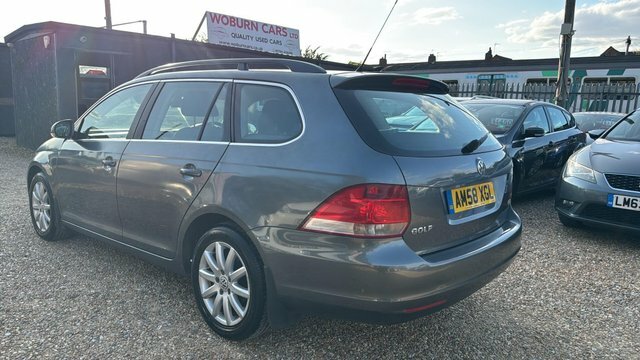 Volkswagen Golf 1.6 Tdi Se Euro 5 Red #4