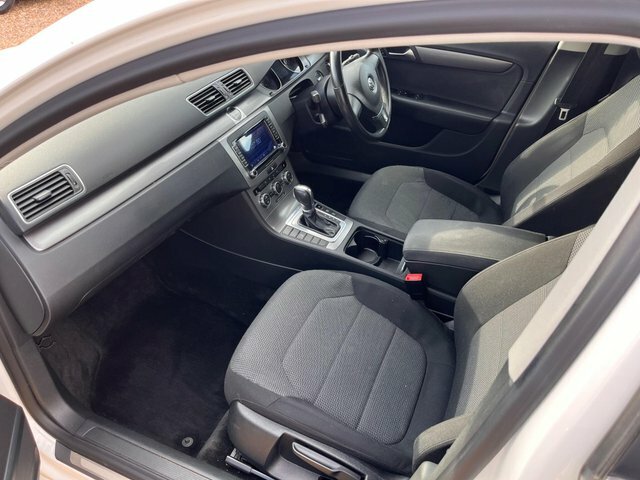 Volkswagen Passat 1.6 Tdi Bluemotion Tech S Estate Silver #8
