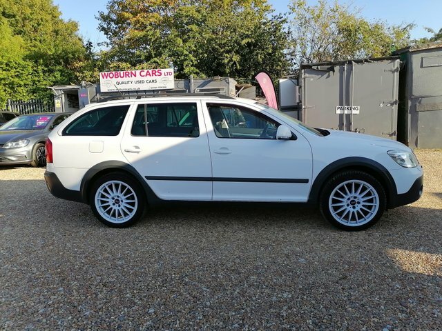 Skoda Octavia 2.0 Tdi Scout Dsg 4Wd Euro 5 White #4