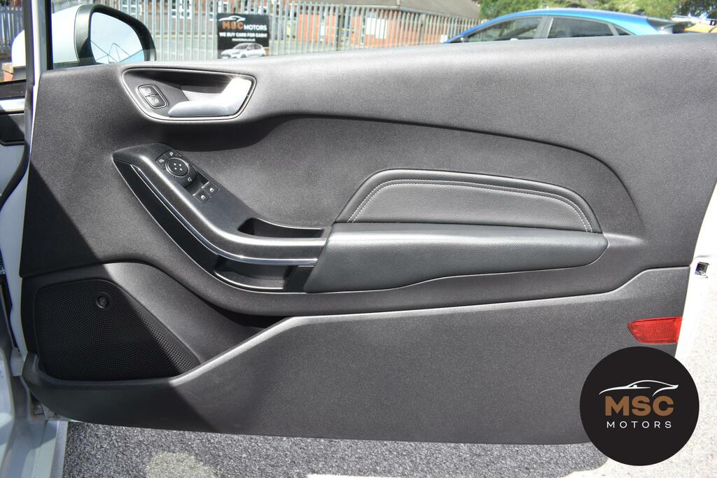 Ford Fiesta 1.1 Ti-vct Zetec Hatchback Euro Silver #42