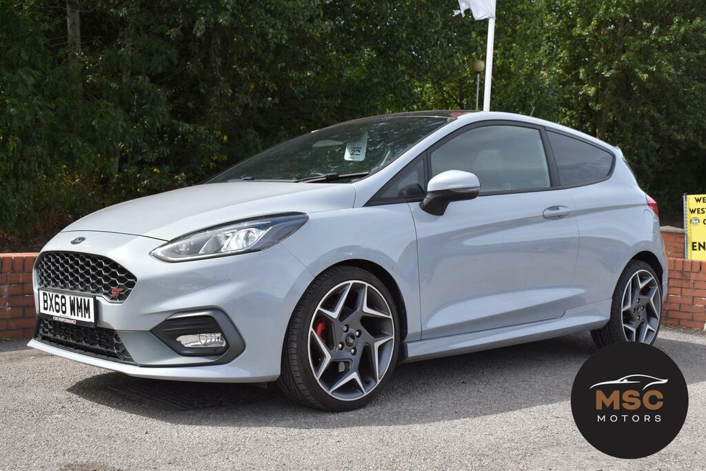 Ford Fiesta St-3 Silver #6