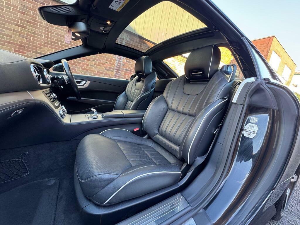 Mercedes-Benz SL Class 2015 5.5 Sl63 V8 Amg Convertible Spds M Black #9