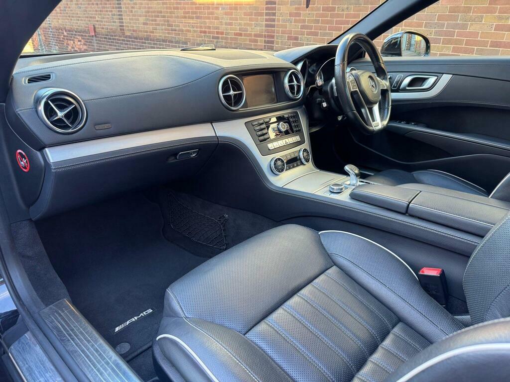 Mercedes-Benz SL Class 2015 5.5 Sl63 V8 Amg Convertible Spds M Black #10